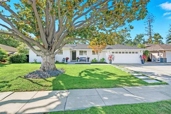 4715 Eggers Dr, Fremont, CA 94536