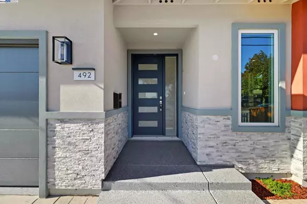 Hayward, CA 94541,492 Sunset Blvd