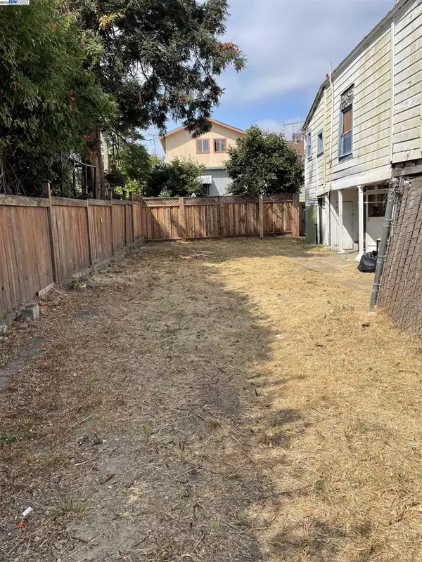 Alameda, CA 94501,1711 Arbor St