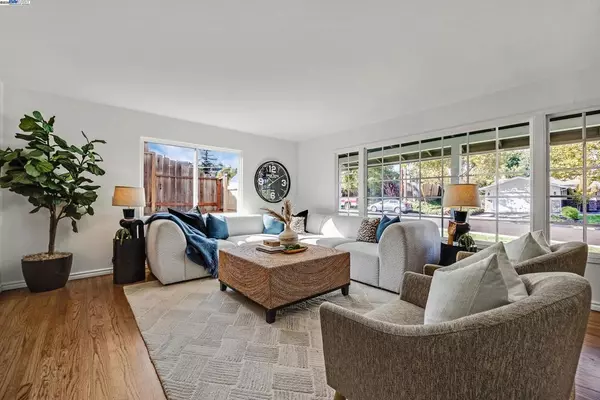 Dublin, CA 94568,11693 Solana Drive