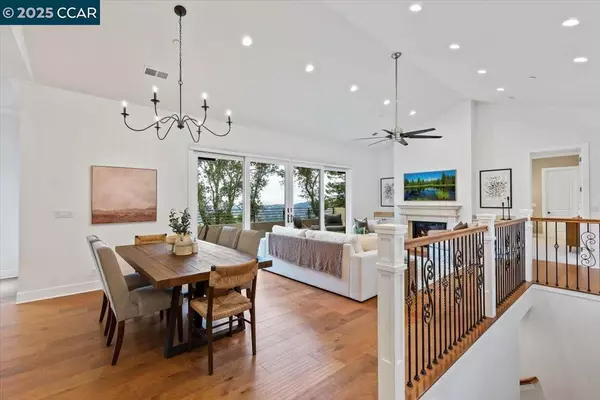 Orinda, CA 94563,28 Vista Del Orinda