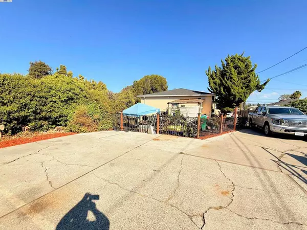 Hayward, CA 94541,22357 S Garden Ave