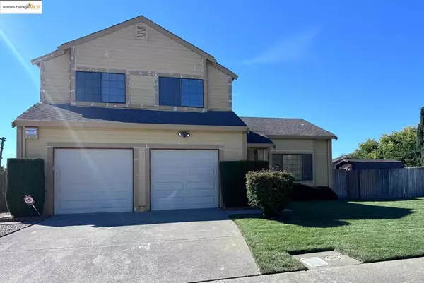 555 Swan Way, Vallejo, CA 94589-3704