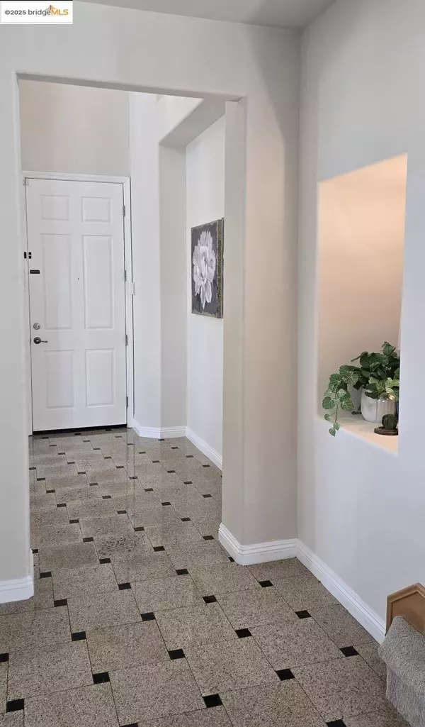 Antioch, CA 94531,3210 Bear Ridge Way