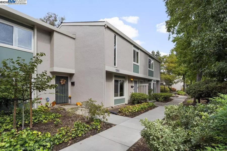 1261 Pine Creek Way #B, Concord, CA 94520