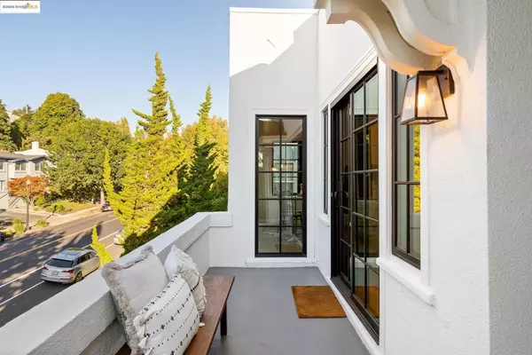 Oakland, CA 94610,801 Mandana Blvd