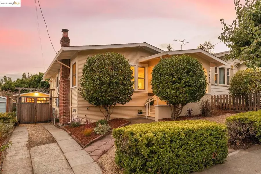 2941 Madeline St, Oakland, CA 94602