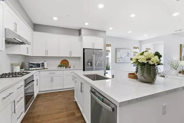 San Ramon, CA 94583,32112 Via Vicenza