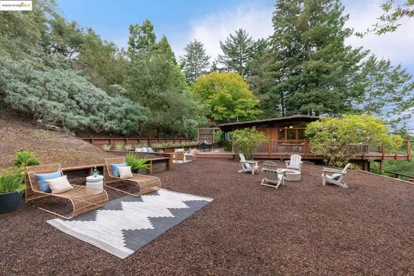 Berkeley, CA 94705,1021 Siler Pl