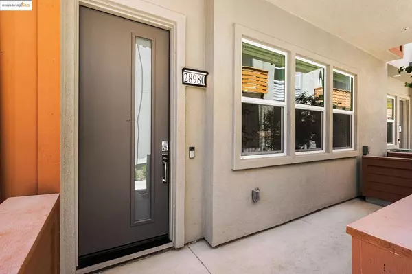 Hayward, CA 94544,28954 Parkwood Lane #66