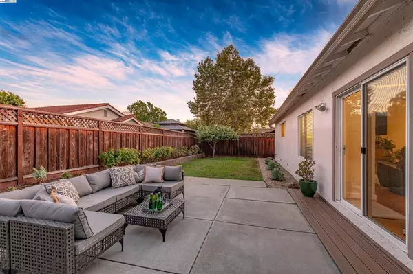 Pleasanton, CA 94588,6342 Alvord Way