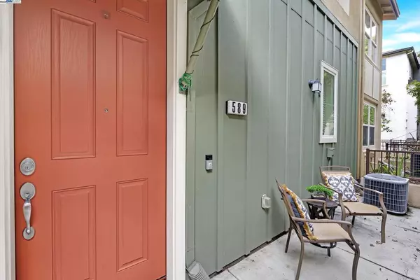 Hayward, CA 94541,589 Staley Ave