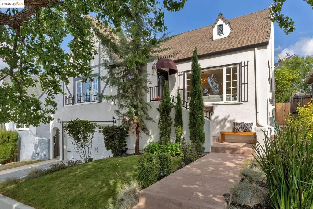 Oakland, CA 94610,542 Midcrest Rd