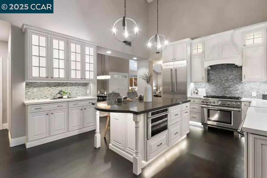 1910 Morello Ave, Pleasant Hill, CA 94523