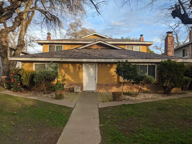 5544 Keoncrest Cir, Sacramento, CA 95841