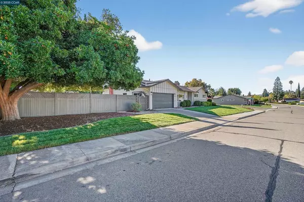 Walnut Creek, CA 94598,2365 Shannon Ln