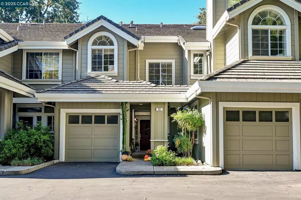 Danville, CA 94526,35 Danville Oak Place