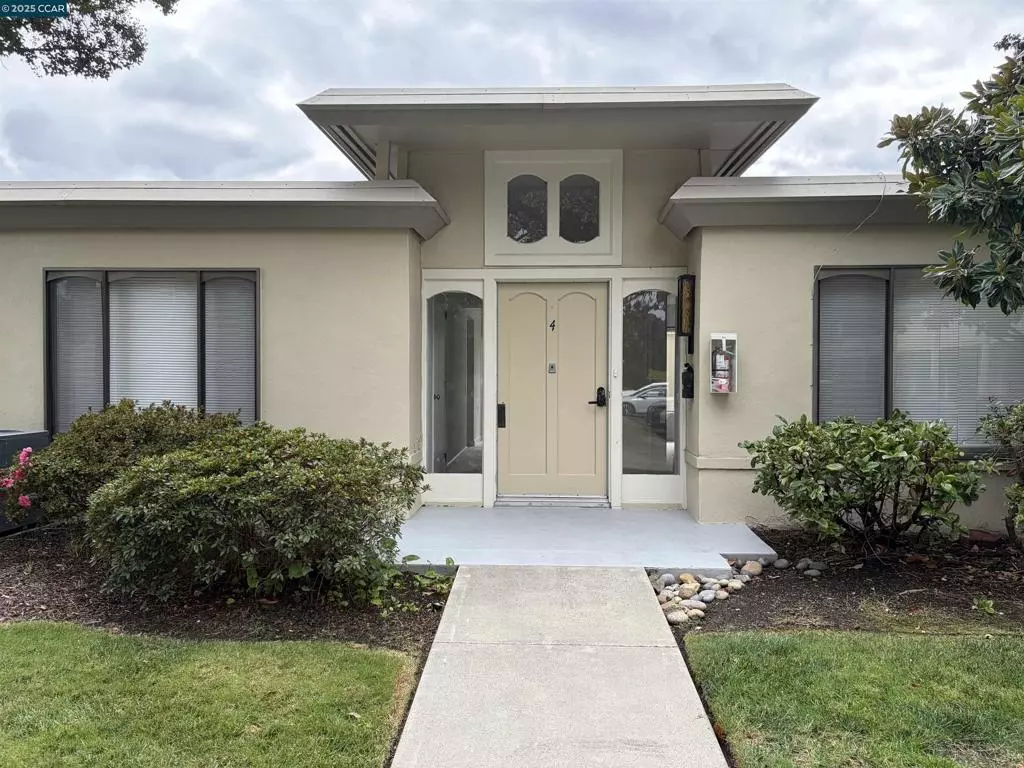 Walnut Creek, CA 94595,2017 Pine Knoll Dr