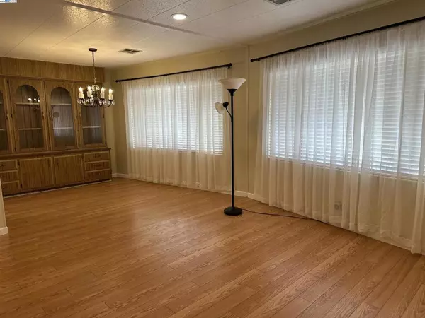 Union City, CA 94587,328 Waikiki Cir