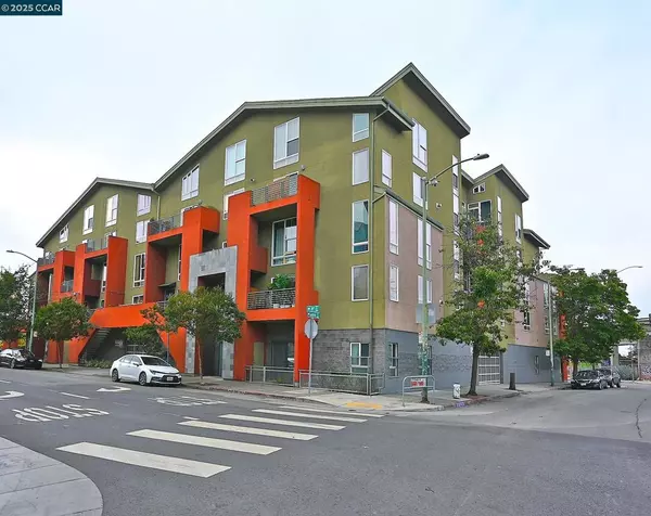 Oakland, CA 94607,675 8Th Street #15