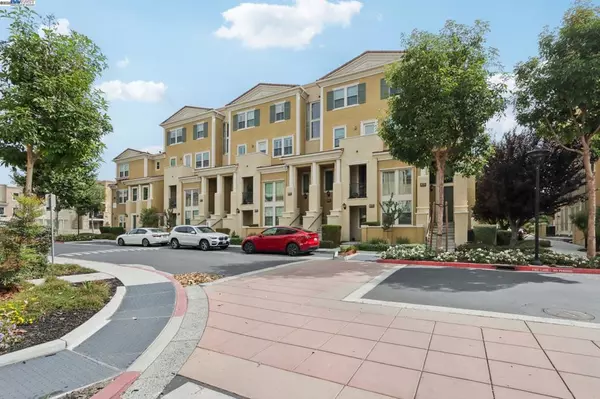 Milpitas, CA 95035,1932 Trento Loop