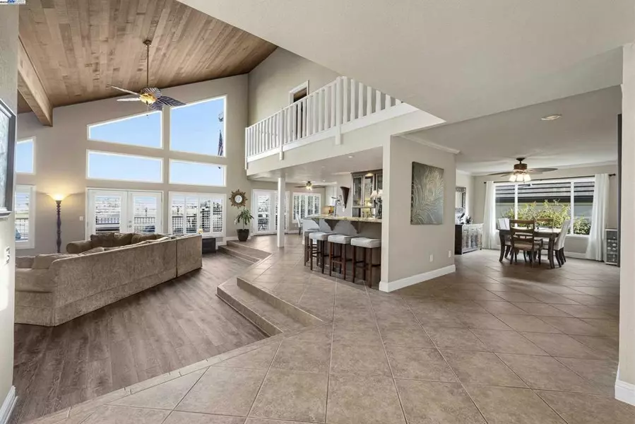 2063 Windward Pt, Discovery Bay, CA 94505