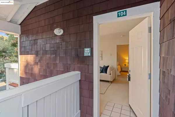 Richmond, CA 94804,104 Marina Lakes Dr