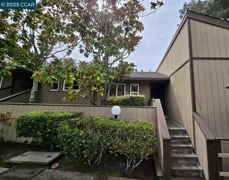 1964 Ascot, Moraga, CA 94556