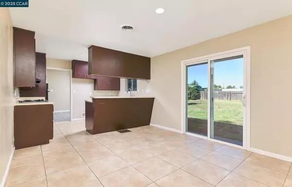 Yuba City, CA 95991,1155 Larry Way