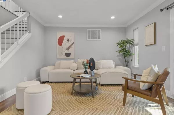 Fremont, CA 94536,3833 Burton Cmn