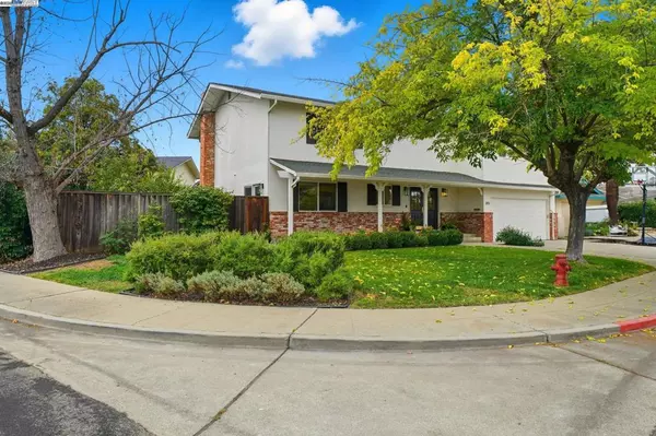 Livermore, CA 94550,393 Lloyd St