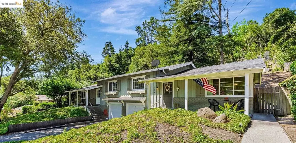 2050 Donald Dr, Moraga, CA 94556