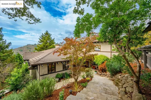 25 Dartmouth Dr, Berkeley, CA 94705