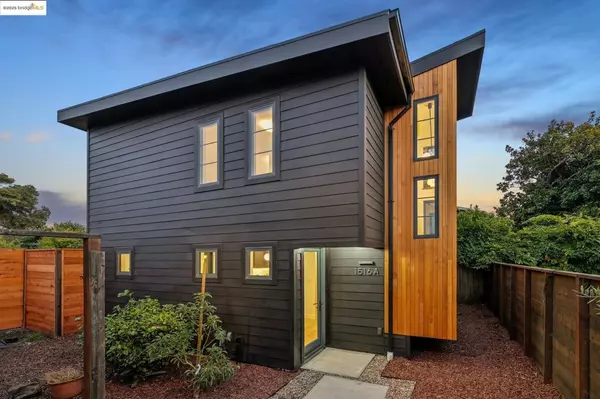 1516 Blake St #A, Berkeley, CA 94703