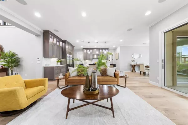 San Ramon, CA 94582-5893,6132 Alpine Blue Dr