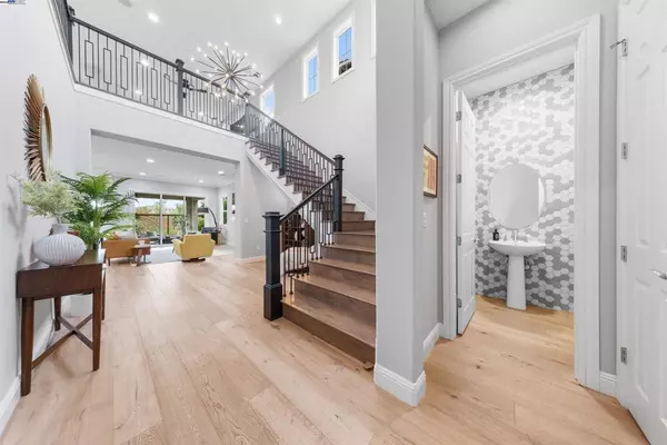 6132 Alpine Blue Dr, San Ramon, CA 94582-5893