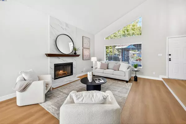 San Ramon, CA 94582,5075 Canyon Crest Dr