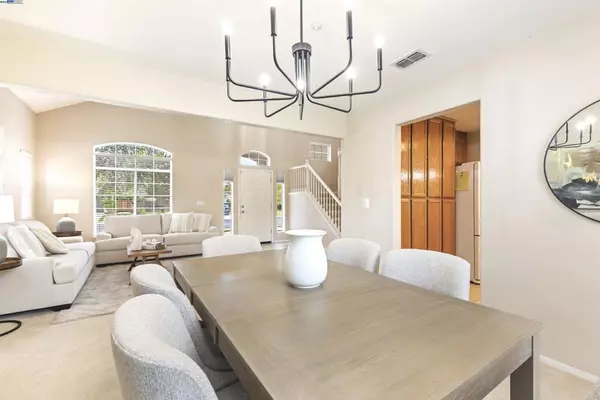 Livermore, CA 94551,1464 Columbine Way