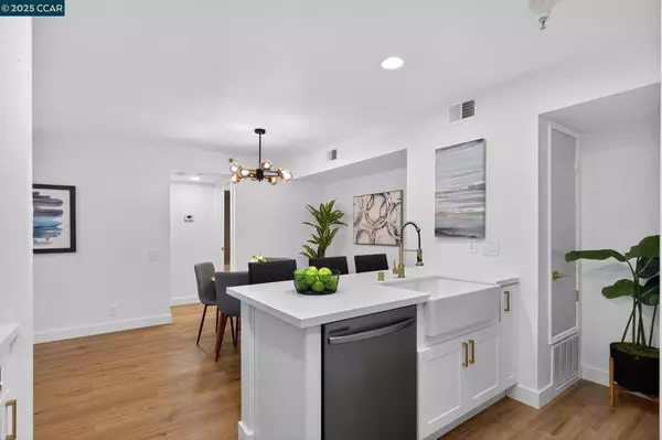 Fremont, CA 94539-7084,199 E Warren Cmn