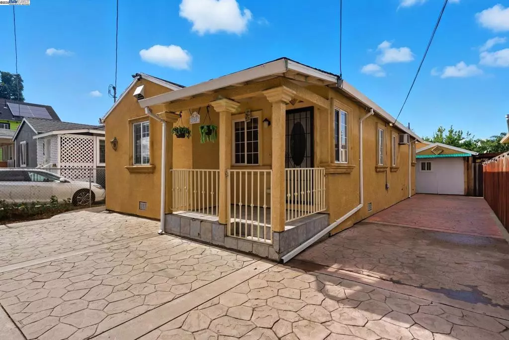 Oakland, CA 94603,10507 Russet St
