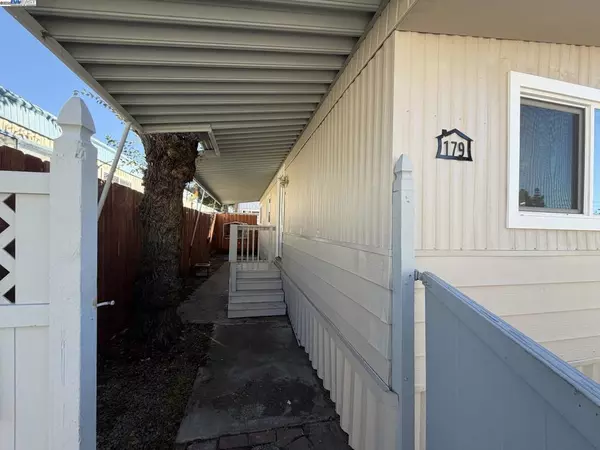 San Leandro, CA 94577,2399 E 14th Street