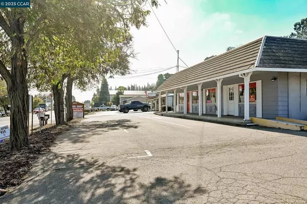 Martinez, CA 94553,4966 Pacheco Blvd