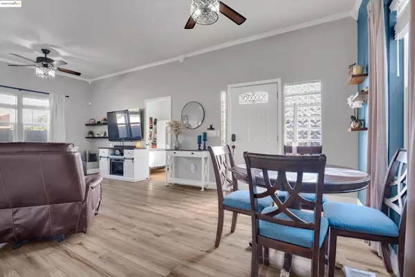 Antioch, CA 94509,810 F St