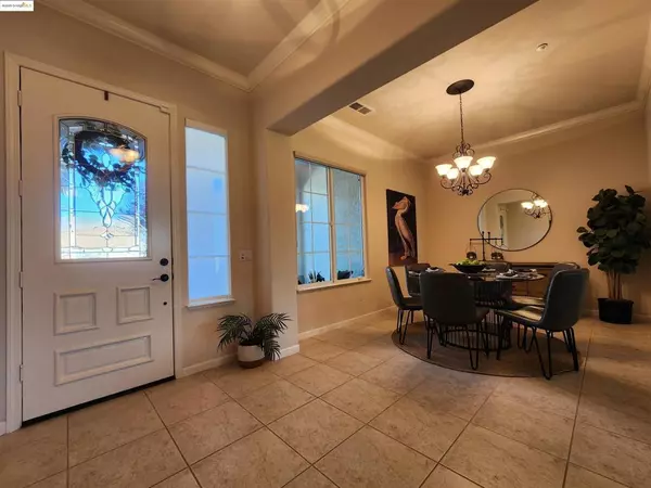 Brentwood, CA 94513,930 Suntan Ln