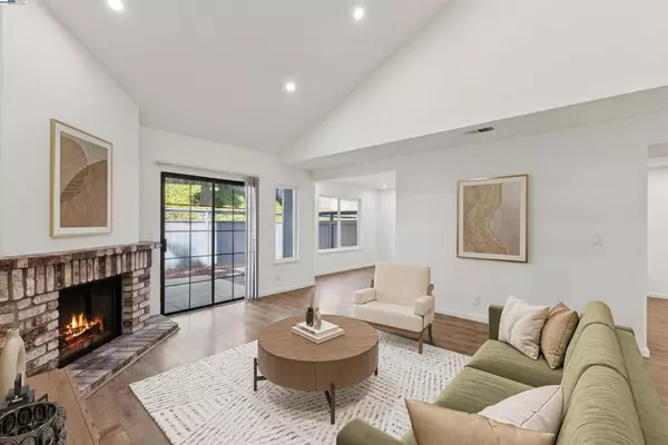 Hayward, CA 94541,24735 Garwood Glen Dr