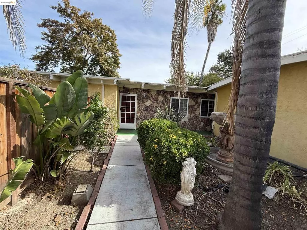 Concord, CA 94518,1735 David Ave