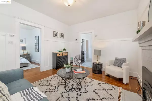 Berkeley, CA 94710,2406 10th