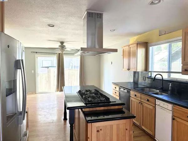 Vacaville, CA 95687,163 Stirling Dr