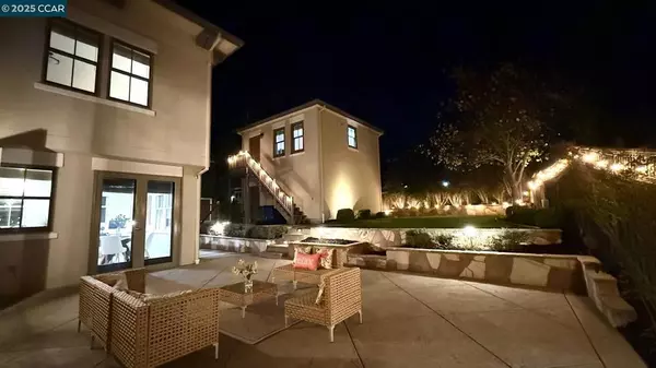 1018 PROMENADE ST., Hercules, CA 94547