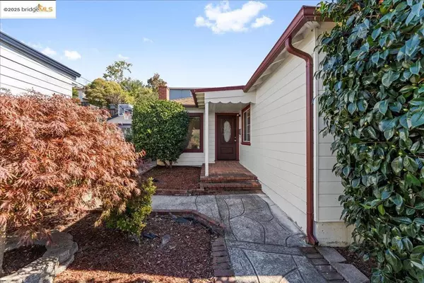 Castro Valley, CA 94546,18592 MADISON AVE